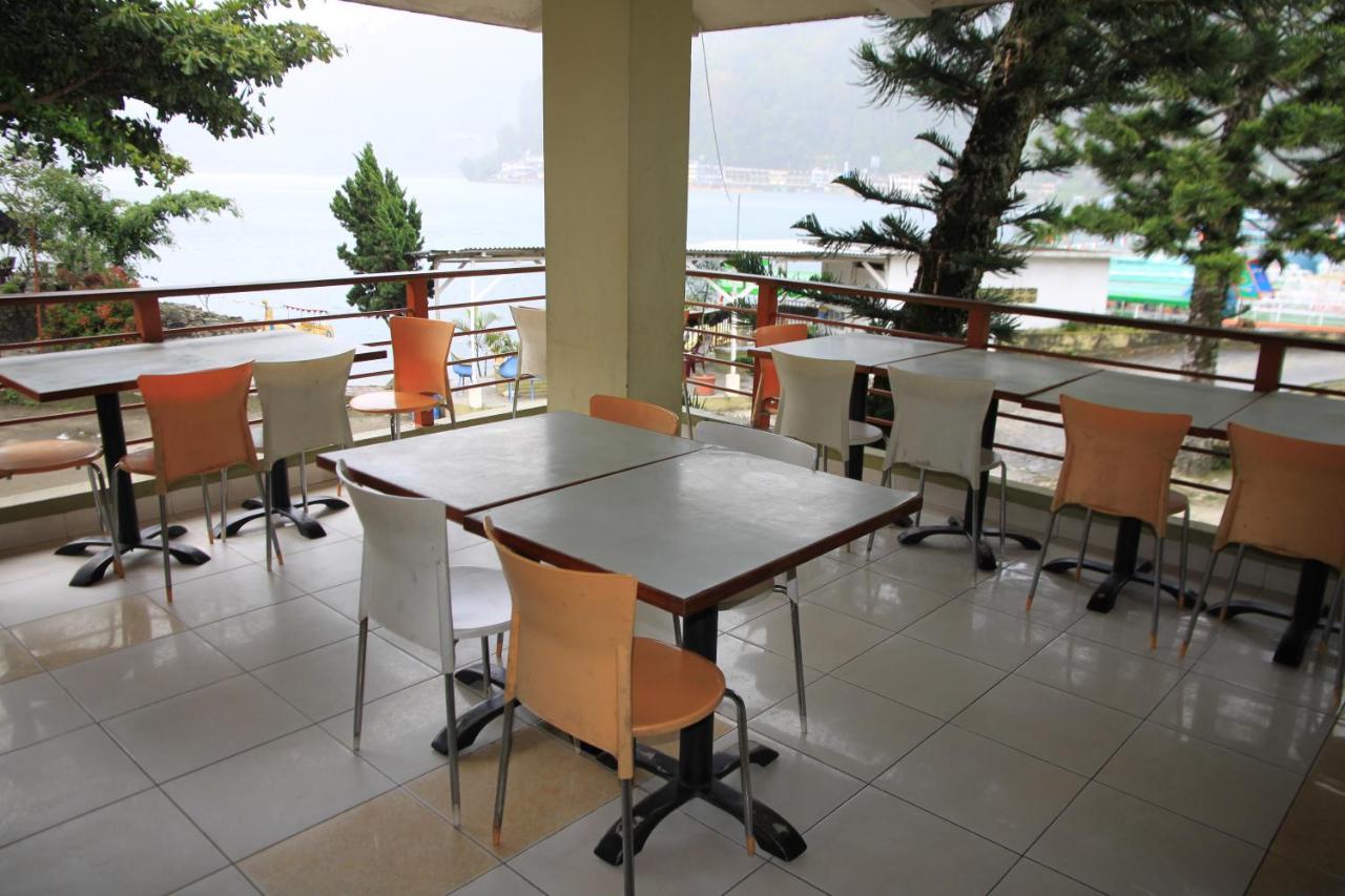 Pandu Lakeside Hotel Parapat Exterior foto